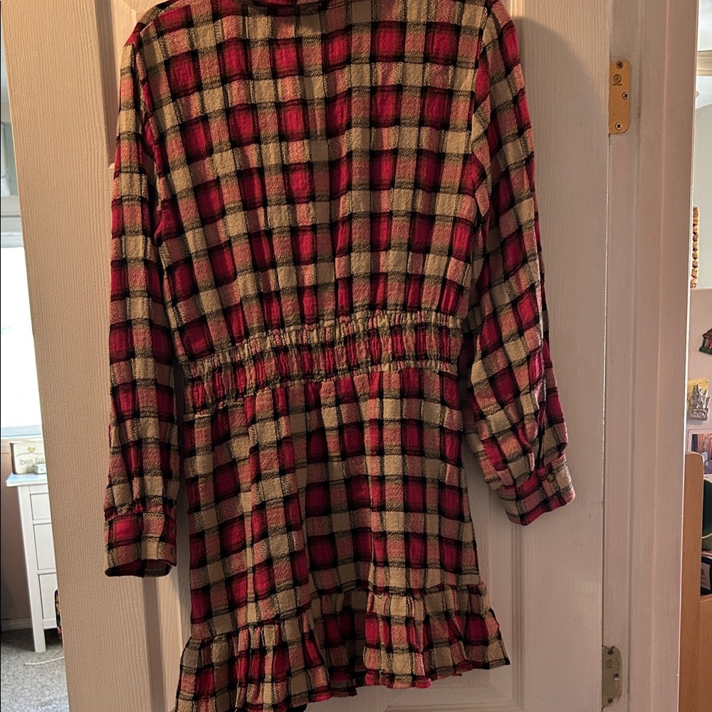 Zara Pink and Cream Plaid Smocked-Waist Shirt Dress - Picture 4 of 5